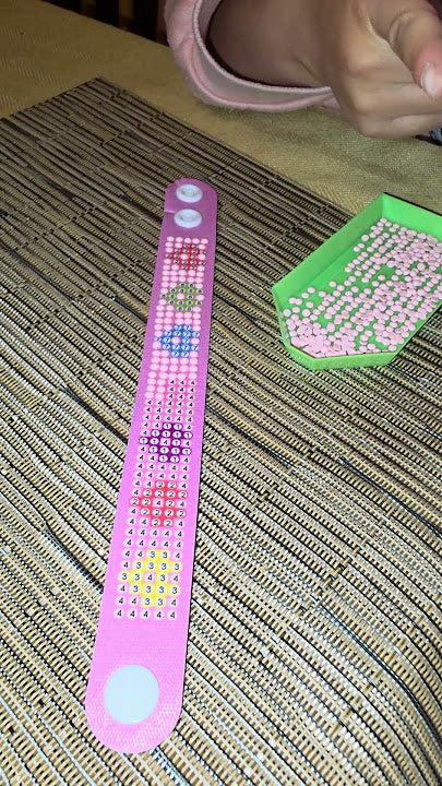 Diamond Drawing Bracelet (1 pc)