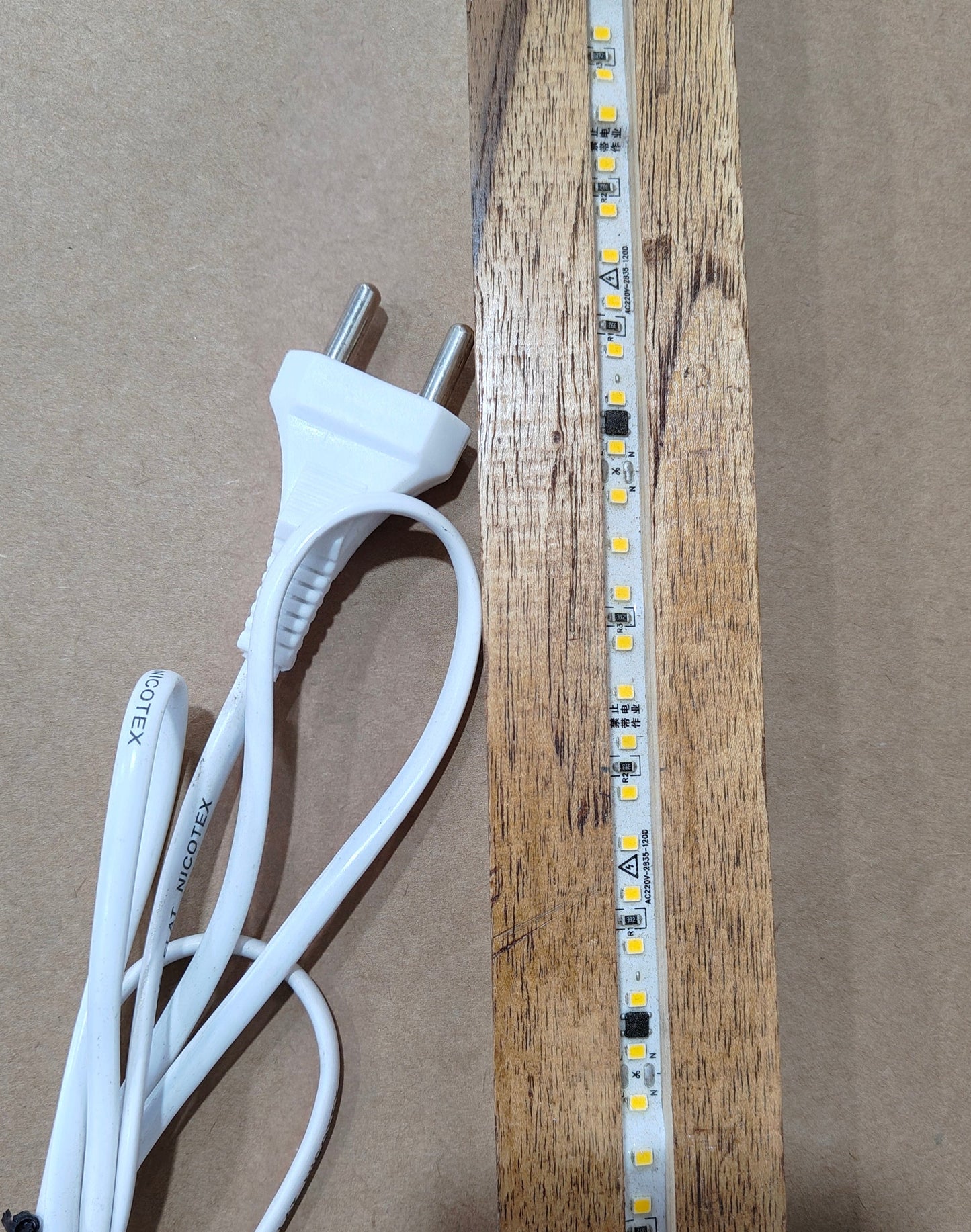 Teakwood LED Light (12")
