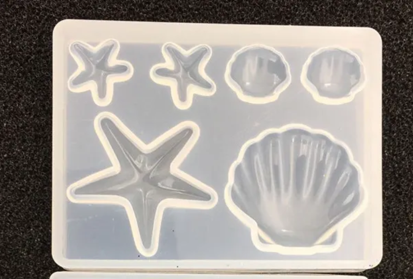 6 Cavity Star & Shall Keychain Mould