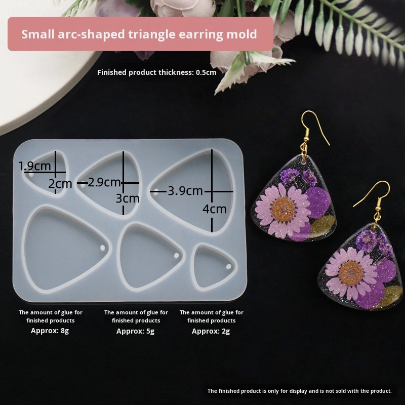 Curved Triangle Earing or Pendant Mould