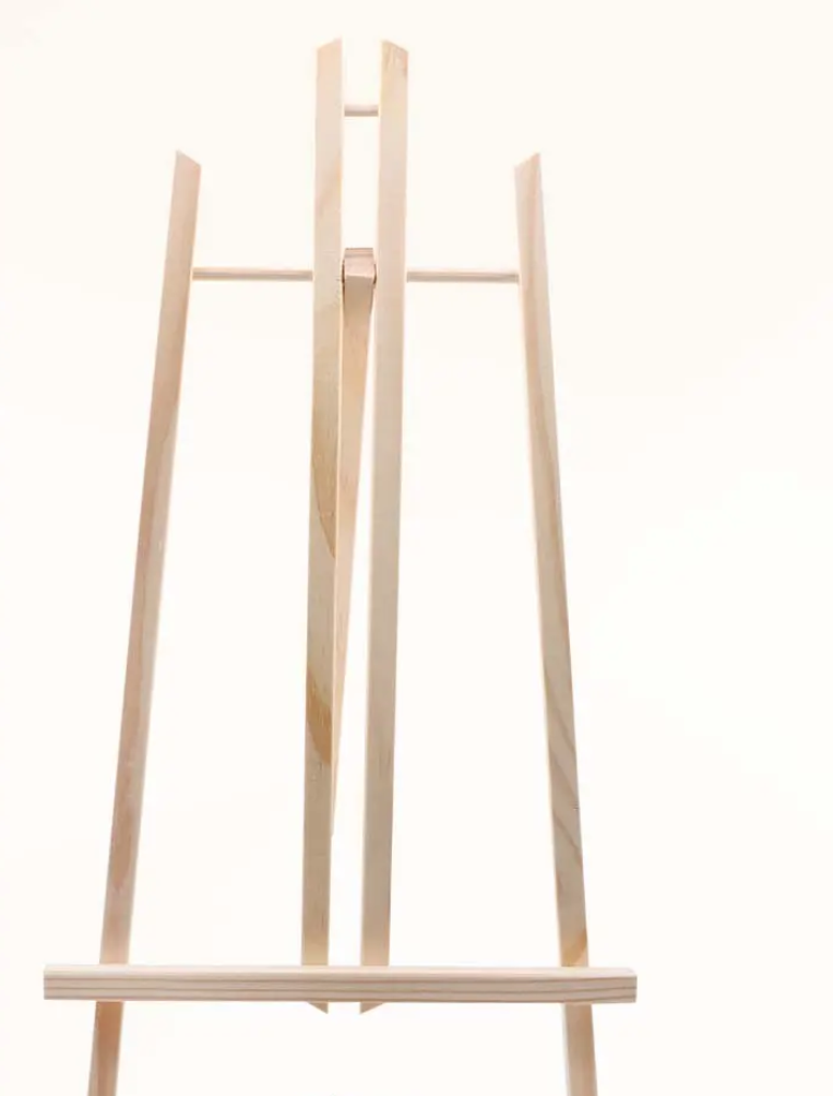 Wooden Stand (24 Inch)